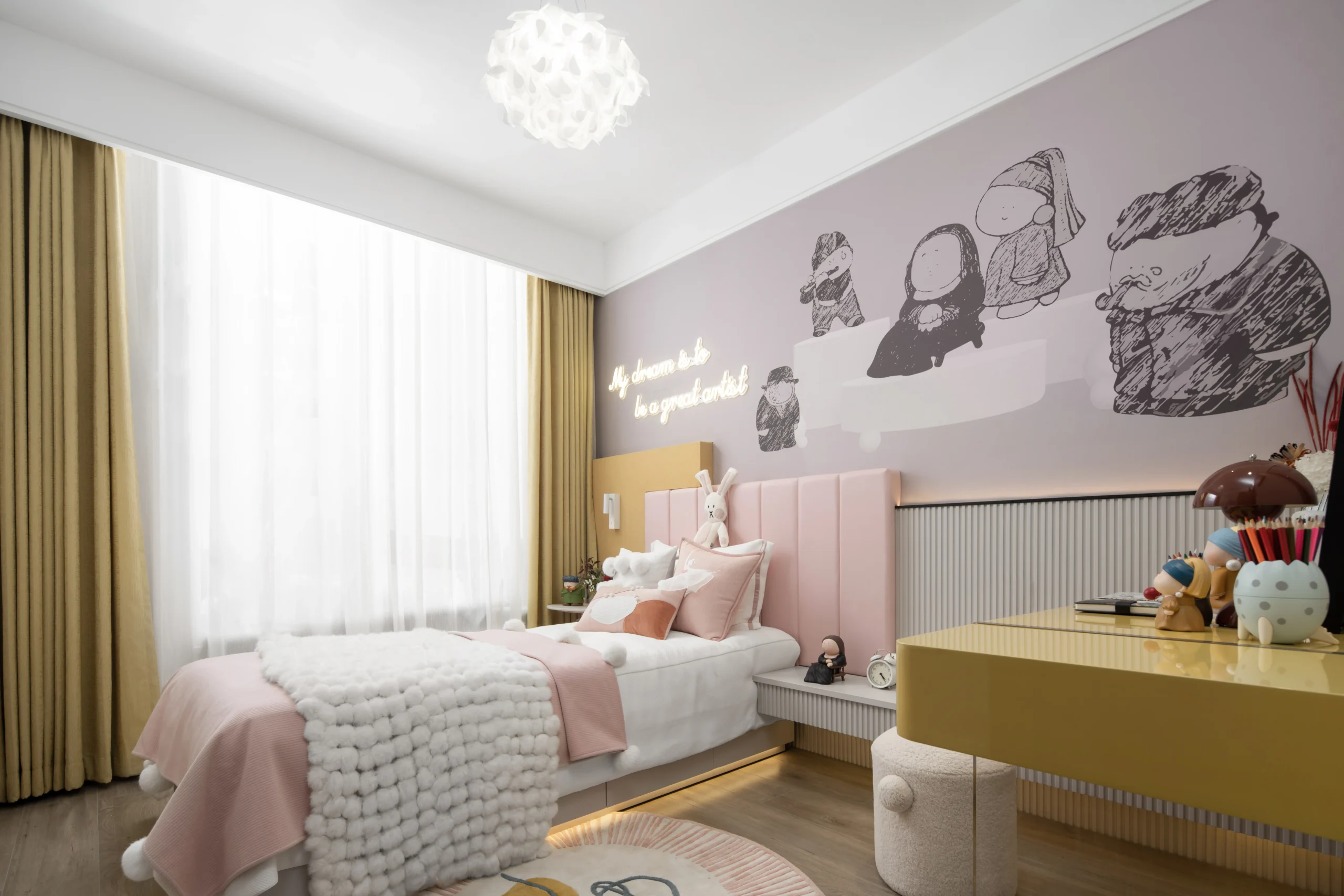 bedroom-with-purple-wall-with-picture-girl-wall