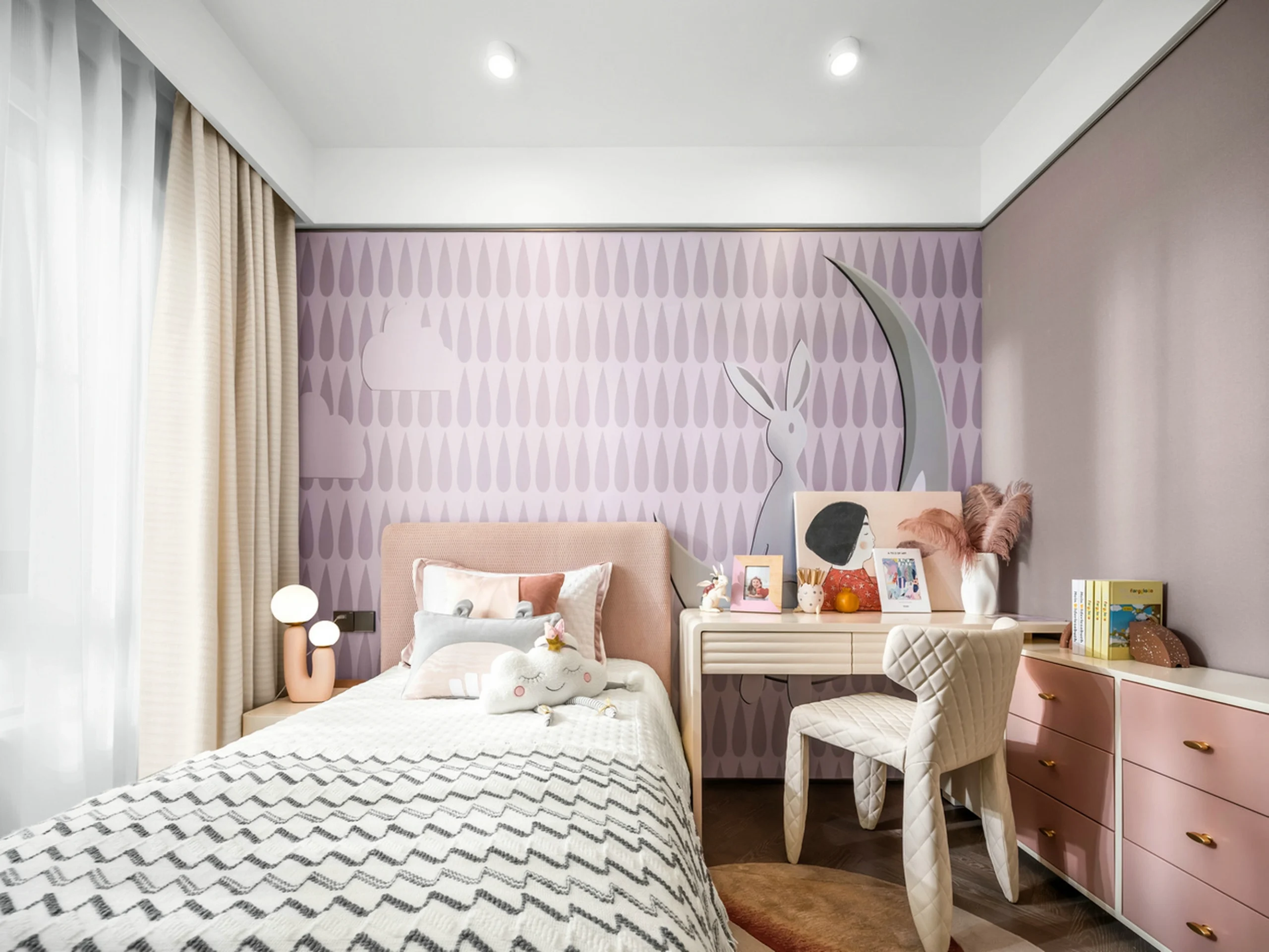 dreamy-girls-bedroom-decor